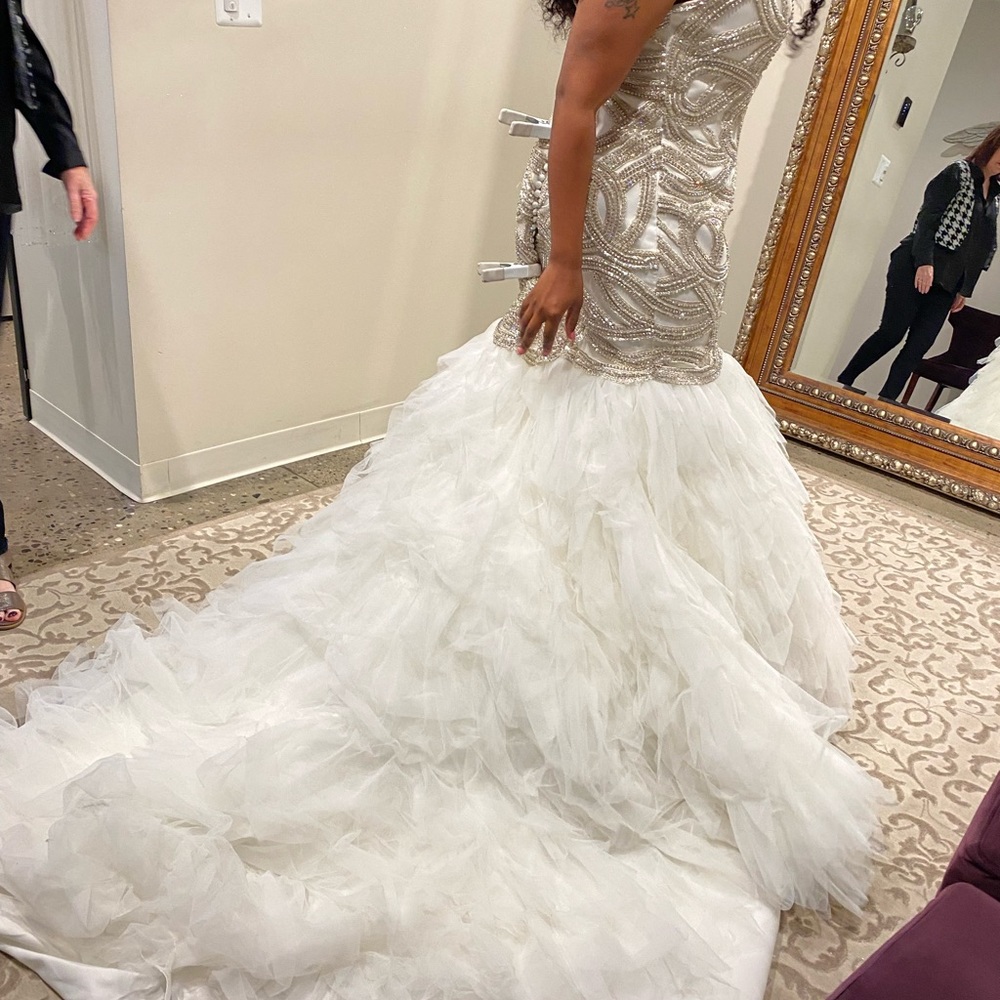 Beautiful Wedding dress Size 12